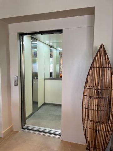 Hotel Restaurant Juanito Platja Sant Carles De La Rapita Ngoại thất bức ảnh